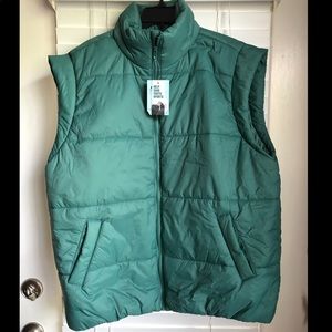 DSG Women’s Green Puffer Vest